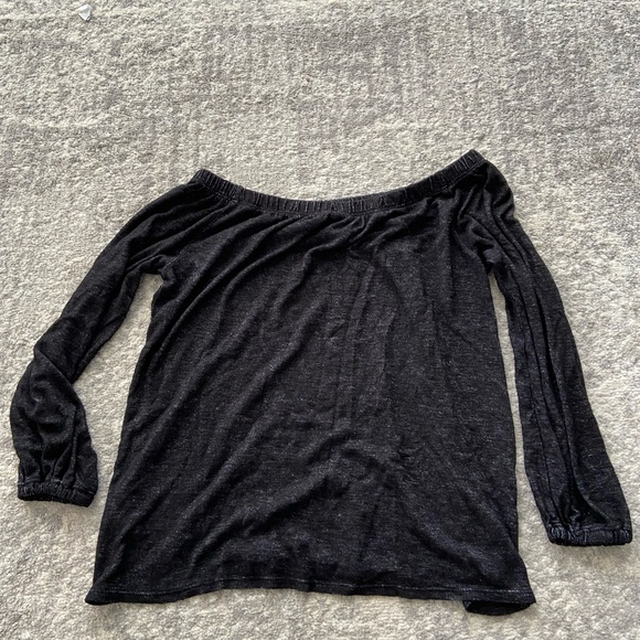 Velvet by Graham & Spencer | Zinnia Off The Shoulder Top - Picture 2 of 4